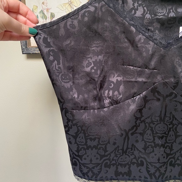 BLACK FRIDAY Black Satin Halloween Print Camisole - SIZE 20 AU 18 US WOMENS - Picture 2 of 3